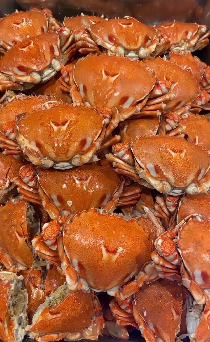 秋天就是要吃蟹，更可搭上最熱門的海鮮話題。   星饗道國際自助餐/提供