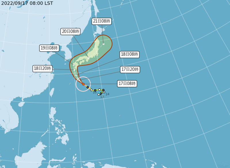 第14號颱風「南瑪都」於今(17)日增強為強烈颱風，位於台北東方1250公里的海面上。   圖：翻攝自中央氣象局