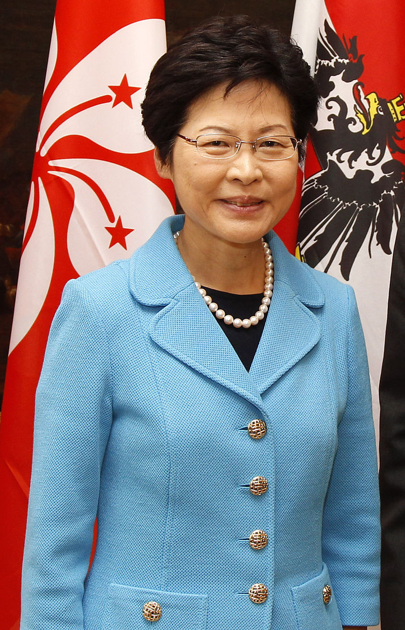 香港政務司司長林鄭月娥12日表達參選特首的意願，中國國務院16日宣布，批准免去林鄭月娥的職務。    圖:翻攝自維基百科