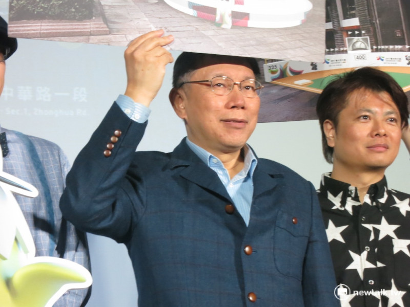 台北市長柯文哲26日上午出席台北燈節主燈亮相記者會。   圖：呂佳峻/攝