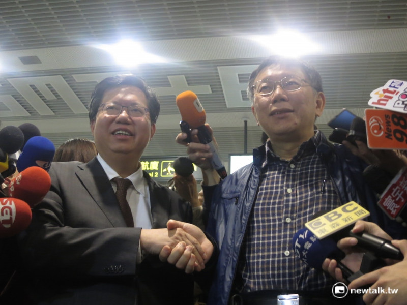 台北市長柯文哲給機場捷運99分的高評價。   圖：呂佳峻/攝