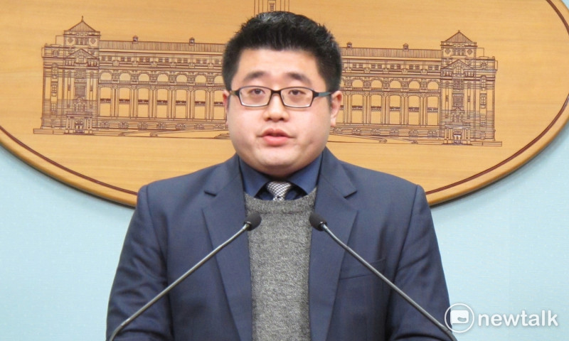 總統府發言人林鶴明31日表示，318學運是台灣民主深化的里程碑。   圖：新頭殼資料照片