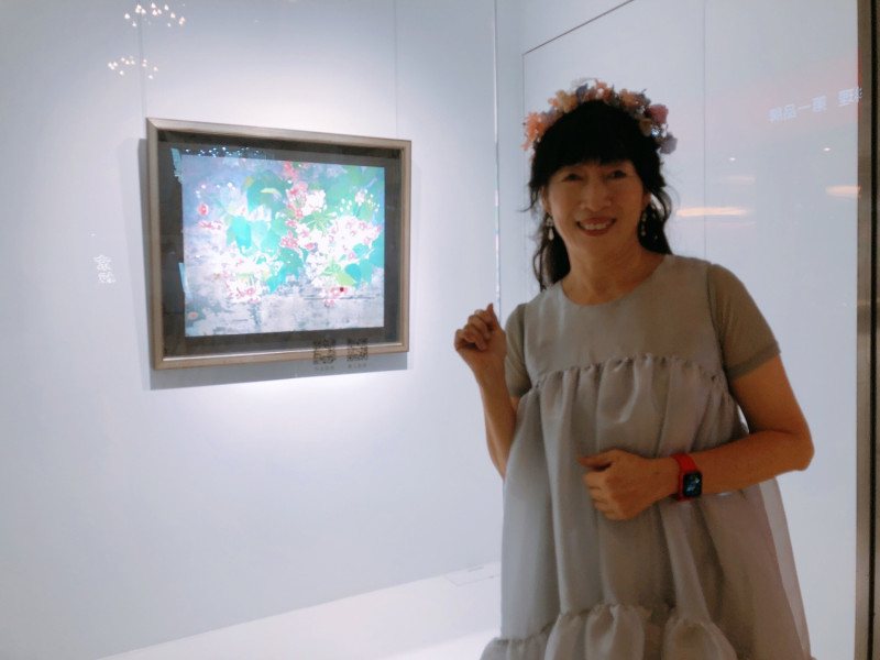 藝術家趙純妙在中友時尚藝廊舉辦膠彩畫個展。   中友時尚藝廊/提供