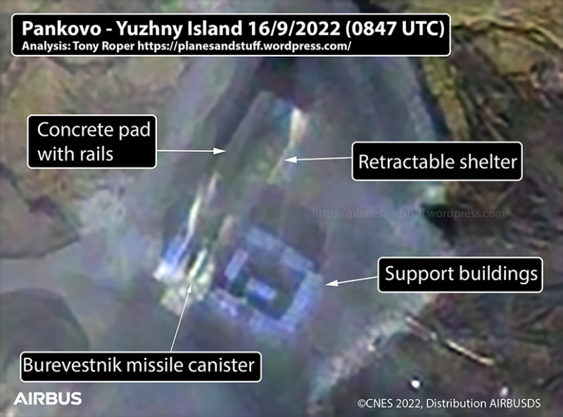 9月16日衛星拍攝俄羅斯位於北冰洋新地島一處名為潘科沃的核武試驗場照片。   圖：翻攝planesandstuff推特