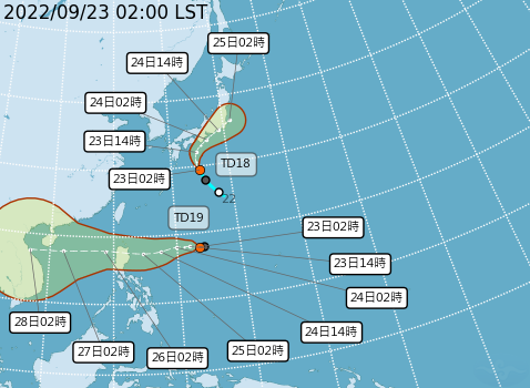 在太平洋地區有2個熱帶性低氣壓，其中TD18的中心位置在日本南方海面，另一個熱帶性低氣壓TD19，則以每小時15公里速度，向西進行。   圖：中央氣象局/提供