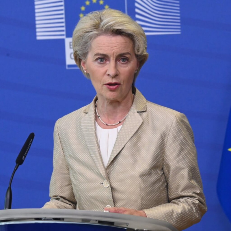 歐盟執委會主席范德賴恩（Ursula von der Leyen）宣布一系列新的對俄制裁方案，包括限縮對俄羅斯民眾在歐盟境內進行的加密貨幣投資。   圖：翻攝范德賴恩Twitter
