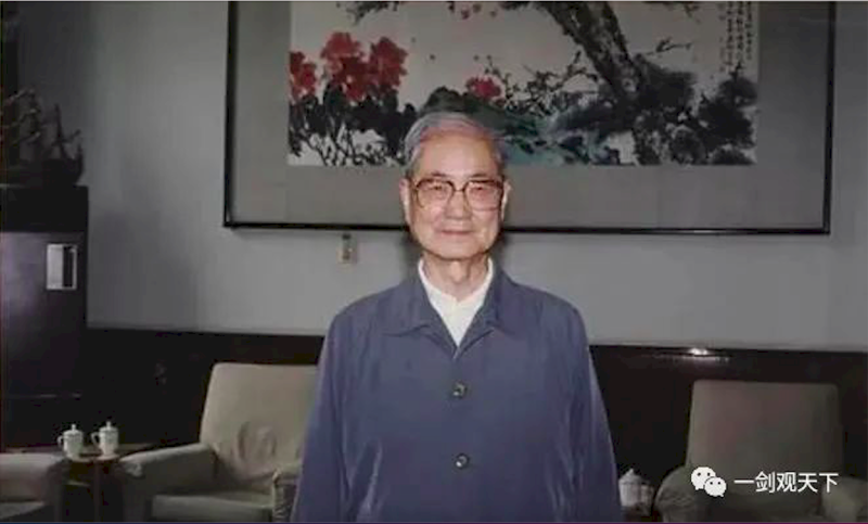 中共前常委、105 歲的元老宋平。   圖:翻攝自微信公眾號/一劍觀天下