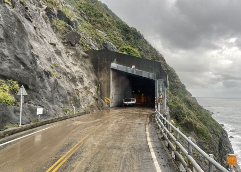 ▲蘇花路廊台9丁線觀音路段已在8日完成搶通、開放通行。（圖／公路總局）   