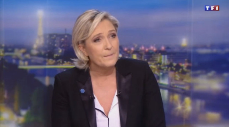 法國總統候選人勒龐捲入貪腐醜聞，在TF1電視反駁，強調司法系統不應當干擾總統選舉。   圖：翻攝勒龐臉書