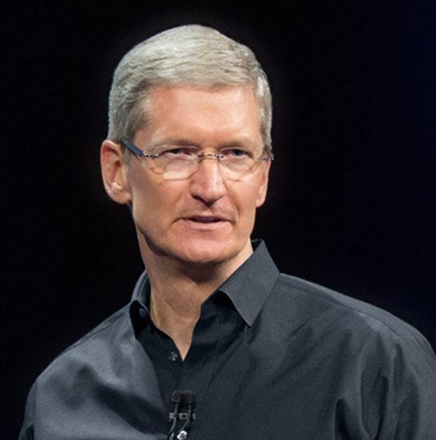 蘋果執行長庫克認為，不該以「最終組裝」來判定蘋果對美國製造的貢獻。   圖:翻攝自Tim Cook Twitter