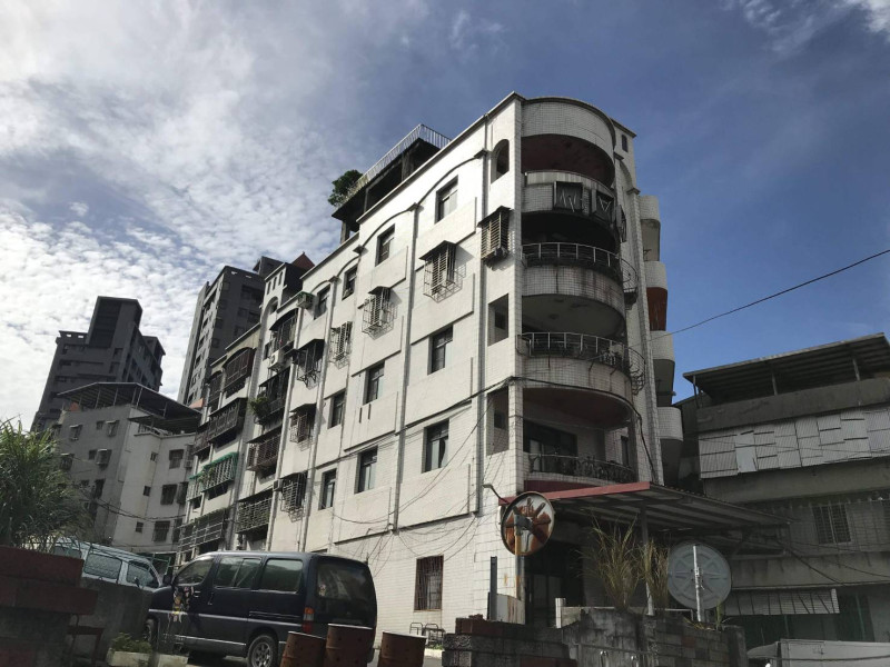 泰山區明志路更新前建物照片。   圖：新北市都更處提供