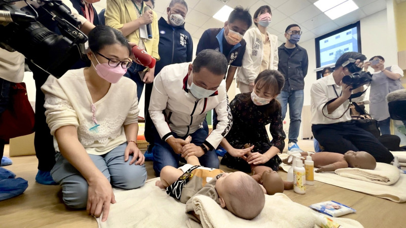 台灣新生兒的死亡率卻高於經濟合作暨發展組織國家的平均值，每 1,000 個新生兒就有 2.8 個無法存活到滿月，更有 4.5 個有可能在 5 歲之前死亡。（資料照片）   圖：新北市經發局提供