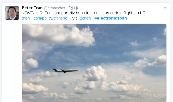 皇家約旦航空20日在推特上po出訊息，通知赴美旅客不得攜帶大型電子用品。   圖：翻攝Peter Tran推特