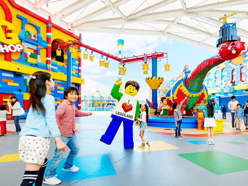 這是日本首個室外樂高樂園，也是全球第8處。門票為成人票6900日元，12歲以下兒童票5300日元，2歲以下免費。   圖：翻攝LEGOLAND Japan臉書