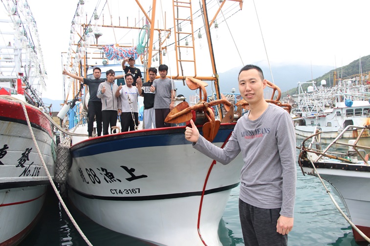 全國模範漁民唐維駿是堅持留在漁村發展的青年。   圖：新北市漁業處提供