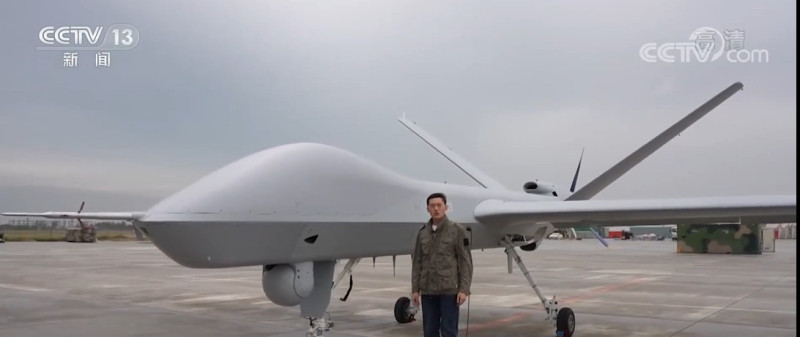 中國積極發展各式無人機系統。圖為第14屆珠海航展首次公開展示的「攻擊-2」無人機。   圖:翻攝自央視影片截圖