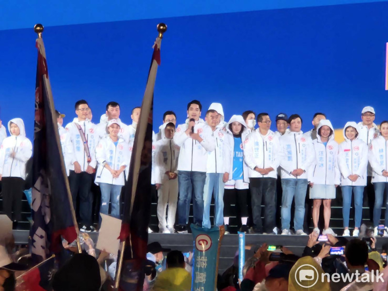 國民黨台北市長候選人蔣萬安25日在選前之夜登台。   圖：黃建豪/攝(資料照片)