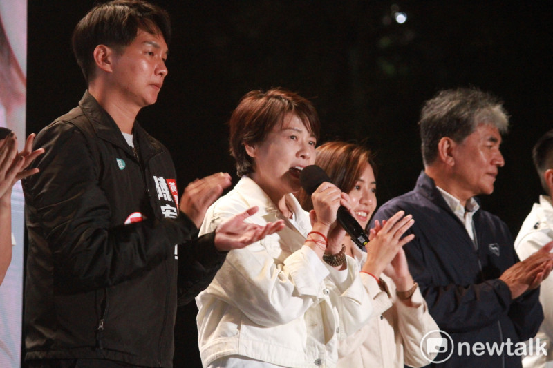 無黨籍台北市長候選人黃珊珊宣布敗選。   圖：周煊惠 / 攝