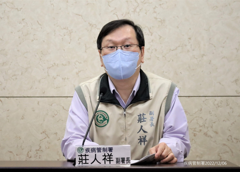 疾病管制署副署長莊人祥，今說明國內第2例H1N2v流感病毒案例相關。   圖：疾管署／提供