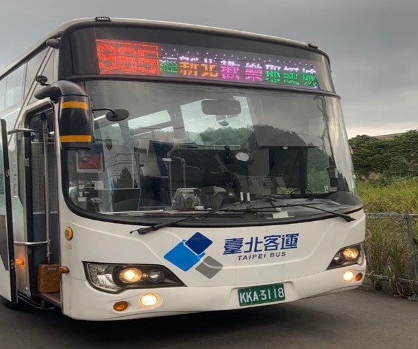 LED公車。   圖：新北市交通局提供