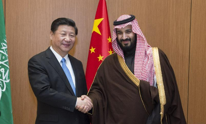 中國國家領導人習近平7日抵達沙國，與沙烏地王儲薩勒曼 ( Mohammed bin Salman ) 舉行雙邊會晤。   圖: 翻攝自中國央視 