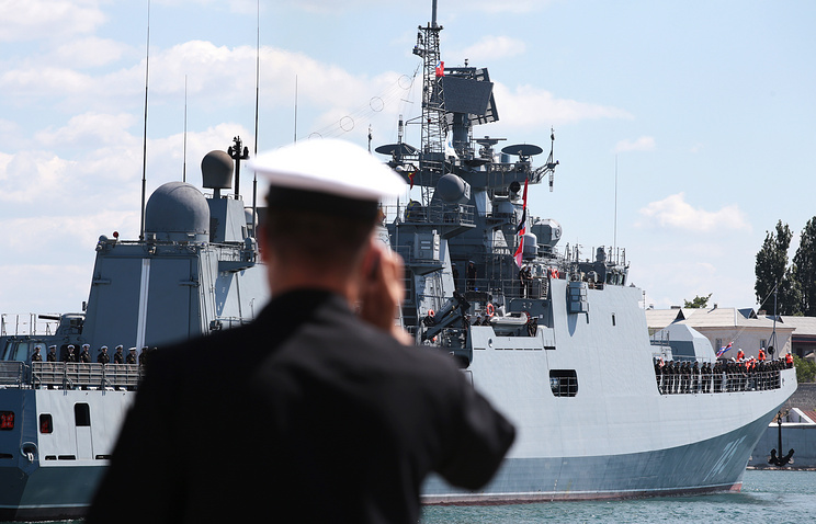 俄羅斯在黑海地區戰力最強的格里戈洛維奇海軍上將級護衛艦(Admiral Grigorovich)開往地中海，迫近美國的軍艦，該艦攜帶俄羅斯最先進、殺傷力最大的卡利別爾導彈(Kalibr)，正準備進駐敘利亞的大數港(Tartus)。    圖：翻攝TASS
