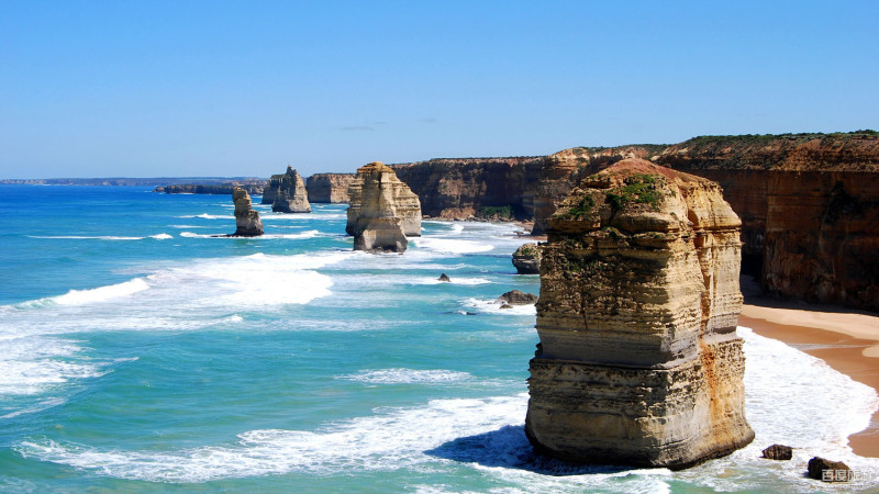 澳洲大洋路的美景每年都吸引許多遊客。   圖：翻攝自網路