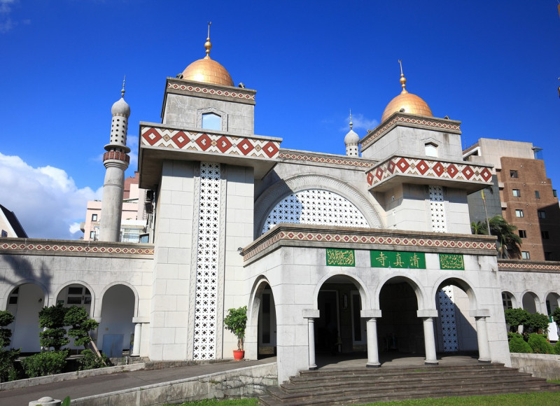 台北市已有45家通過清真認證的餐廳及餐旅，是友善穆斯林的城市。位於新生南路上的清真寺，是穆斯林最重要的精神指標。   圖：翻攝自內政部臺灣宗教文化地圖官網