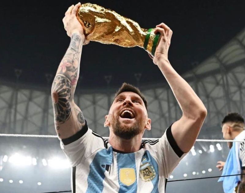 阿根廷足球巨星梅西（Lionel Messi）奪下世足冠軍。   圖：翻攝自IG＠leomessi