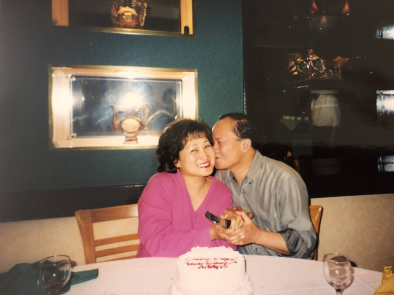 吳宇森和和太太牛春龍結婚47年。(圖/倪有純提供)