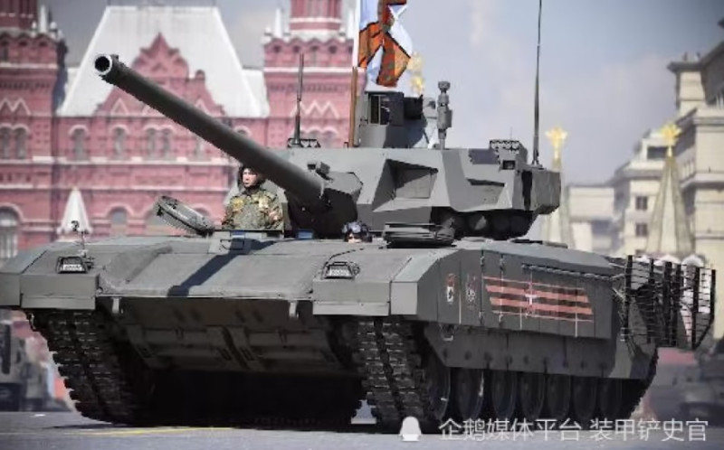 俄軍T-14「阿瑪塔」主戰坦克。   圖：翻攝自裝甲鏟史官