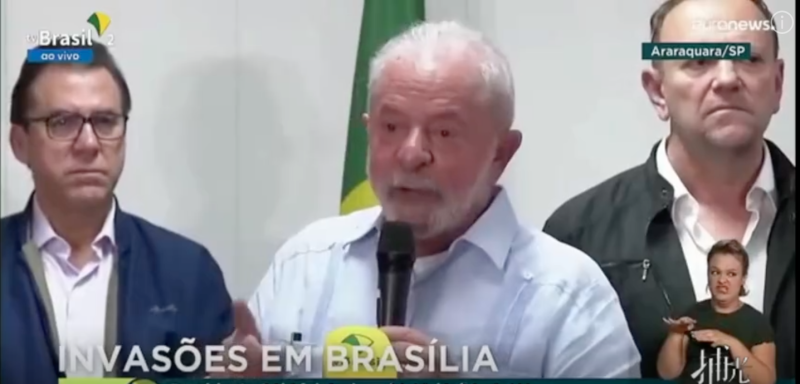 巴西現任總統盧拉。 圖：翻攝自陸網示威者一舉攻入三大權力機構。 圖：翻攝自陸網示威者一舉攻入三大權力機構。 圖：翻攝自陸網