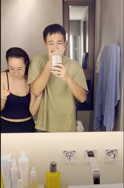 楊祐寧上傳Youtube影片，可見他與老婆又驚又喜。   圖：翻攝自楊祐寧Youtube