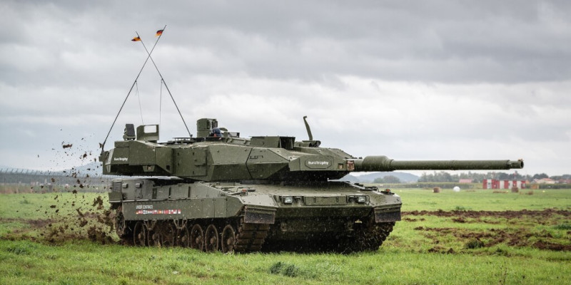 加拿大也將跟進美國、德國和其他國家，將交付4輛可全面作戰的豹式戰車。   圖：翻攝維基百科
