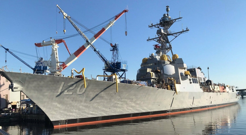 由美國軍工大廠通用動力公司旗下的造船部門巴斯鋼鐵廠建造的勃克級神盾驅逐艦「萊文號(USS Carl M. Levin，DDG-120)」。   圖：翻攝Bath Iron Works