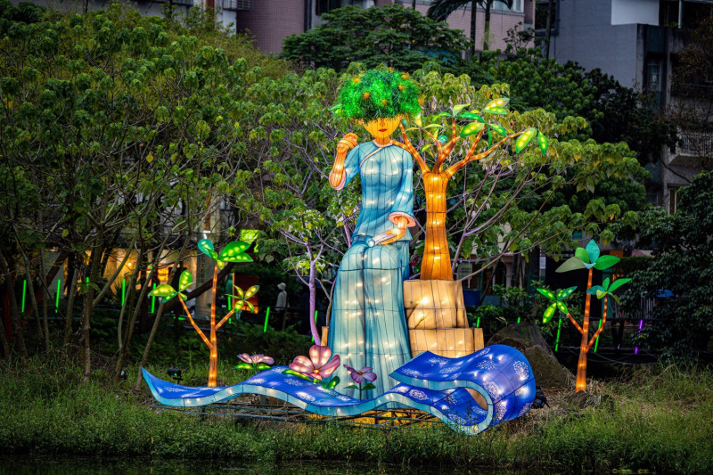 源展區-島上的女人樹。   圖：台北市政府觀傳局／提供
