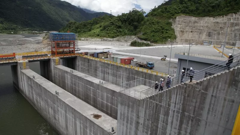 中國一帶一路建設項目，厄瓜多的科卡科多辛克萊大壩，建設始於 2010 年，2016年啟用至今不到 8 年就浮現數千條裂縫。   圖:厄瓜多旅遊局