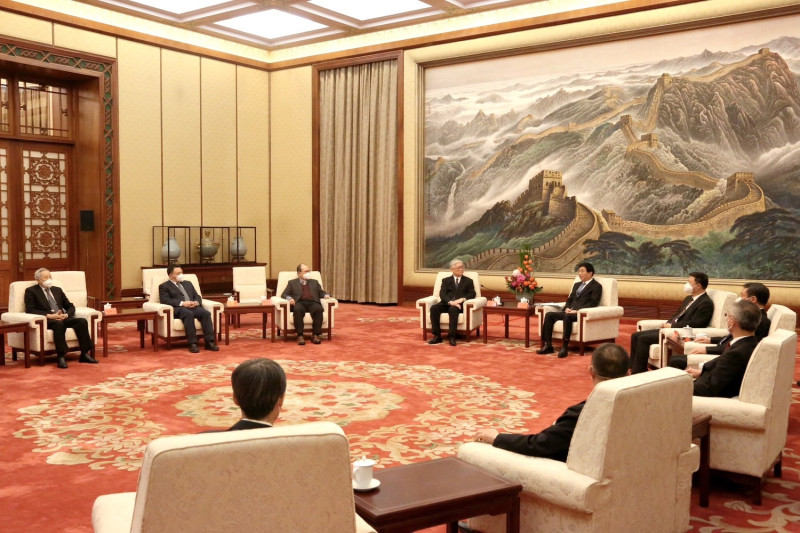 中共中央政治局常委王滬寧今（10）天會見中國國民黨副主席夏立言一行人。   圖：國民黨提供