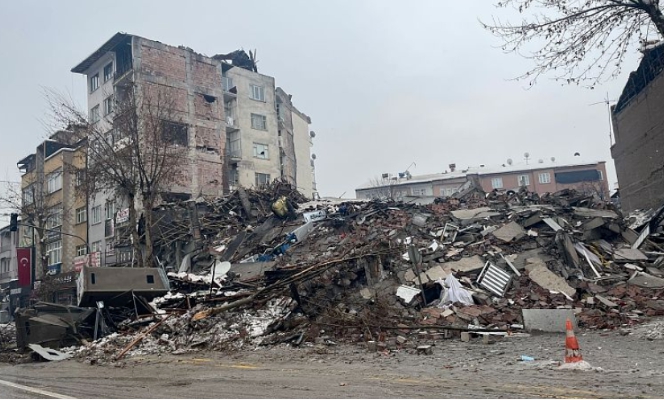 土敘兩國大地震，敘利亞的災情也很慘重。   圖 : 翻攝自海外網