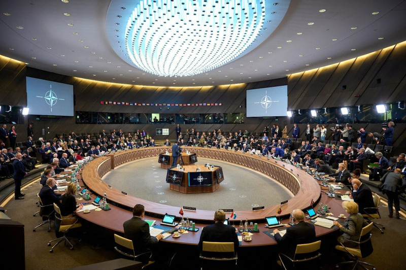 北約國防部長會議於比利時布魯塞爾召開。   圖：翻攝自史托騰伯格推特