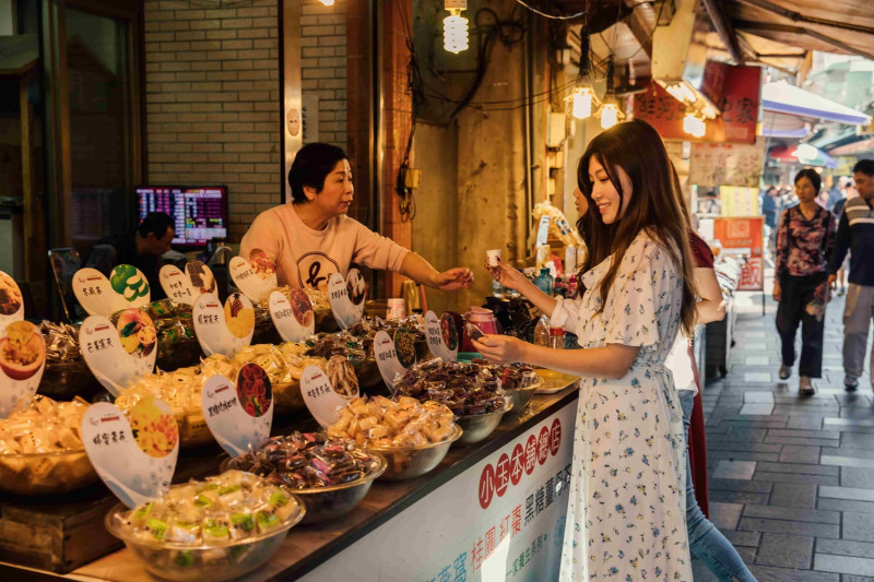 金山老街擁有許多在地特色美食小吃，來到金山絕對不能錯過。   圖：新北市觀旅局提供