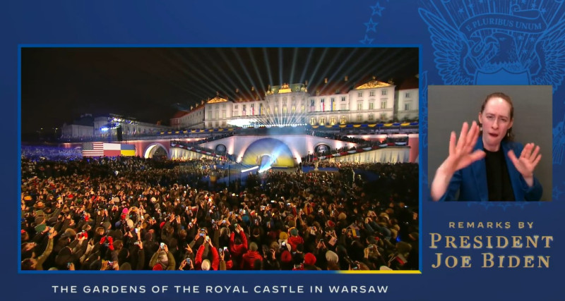 拜登告訴聚集在皇家城堡外的聽眾：「俄羅斯絕不會戰勝烏克蘭，絕不會。」   圖：翻攝白宮臉書