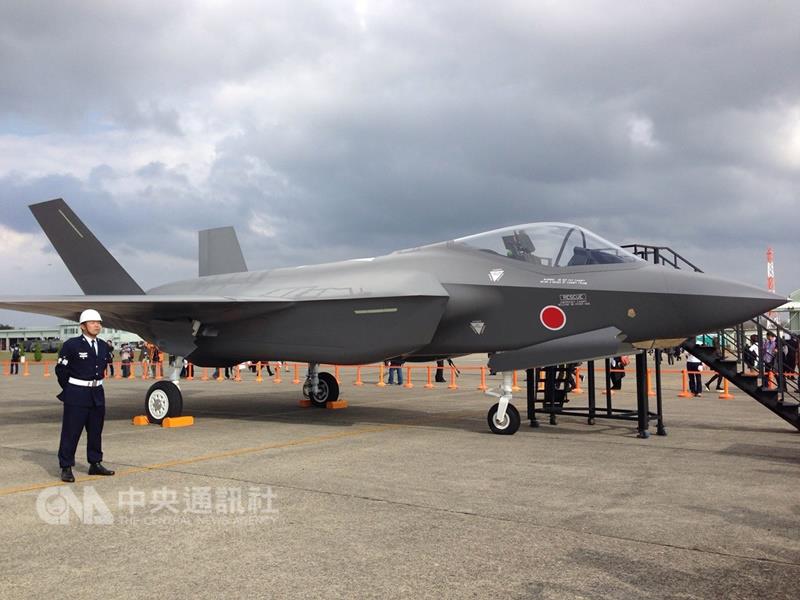 總統蔡英文27日接受路透社專訪指出，為達防衛目的，台灣可能必須向美國購買先進的F-35匿蹤戰機。   圖：中央社資料照片
