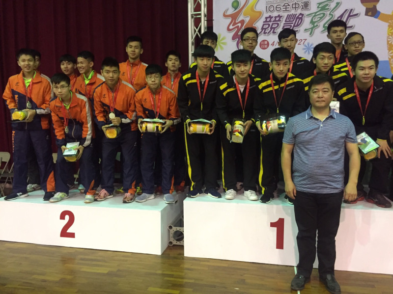國中男子組桌球團體冠軍誠正國中。   圖：台北市政府／提供