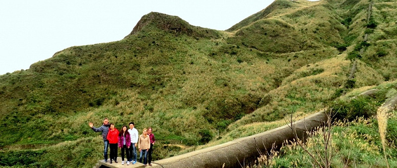 氣象專家提醒，週五氣溫將會下降，適合進行戶外活動，不過早晚溫差大要記得穿長袖。   圖：翻攝自MyTaiwanTour