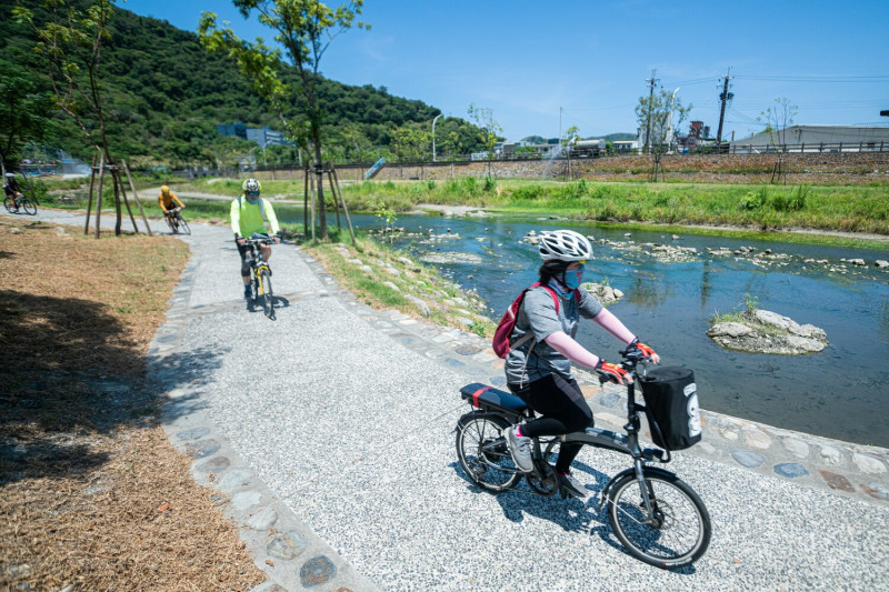 蘇澳白米村漁港風情騎遊，今年首次跨縣市舉辦。   圖：新北市體育處提供