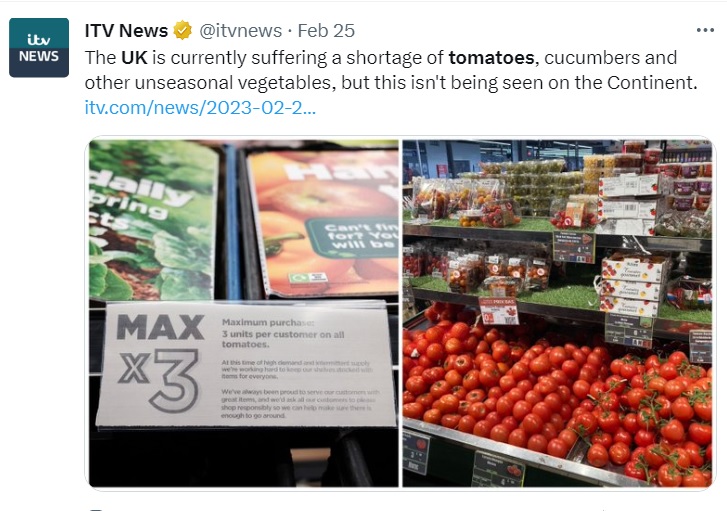 英國超市限制顧客購買番茄，最多3顆（左圖），對照法國網友在歐洲大陸超市拍到滿滿番茄的照片（右圖），真教英國人羨慕。   圖：翻攝自iTV News推特