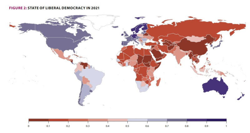 全球民主地圖中，紫色代表民主程度高，紅色則是專制封閉，可以清楚看到中國是深紅色。   圖：翻攝自哥德堡大學V-dem