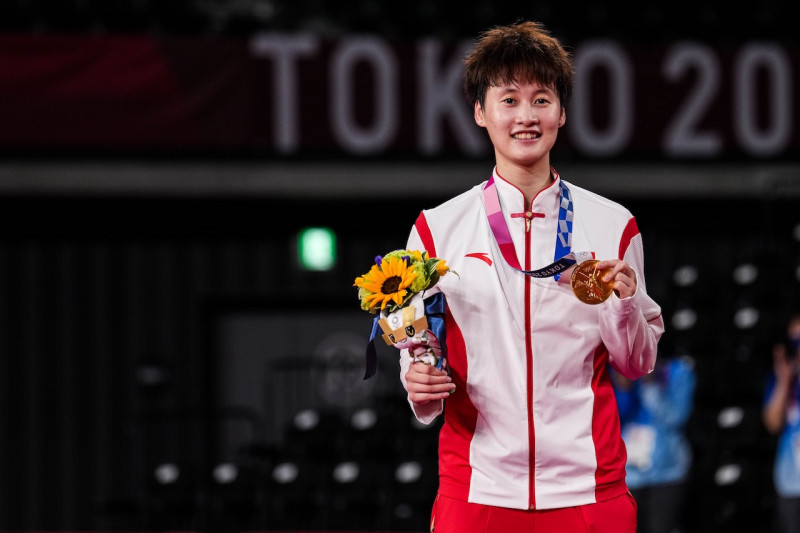 中國女子羽球選手陳雨菲曾於東京奧運上打敗台灣一姐戴資穎，奪下金牌。   圖：翻攝自BWF官網（資料照）