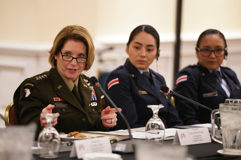 美國南方司令部司令、陸軍上將勞拉·理查森警告，中國在中南美洲的經營是「不能接受或忽視的風險」。   圖：翻攝US Embassy